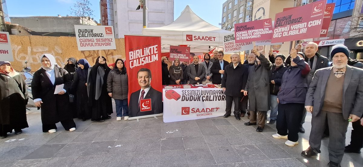 Saadet Partisi’nden Depremin 3. Yılında “Deprem Düdüğü” Eylemi