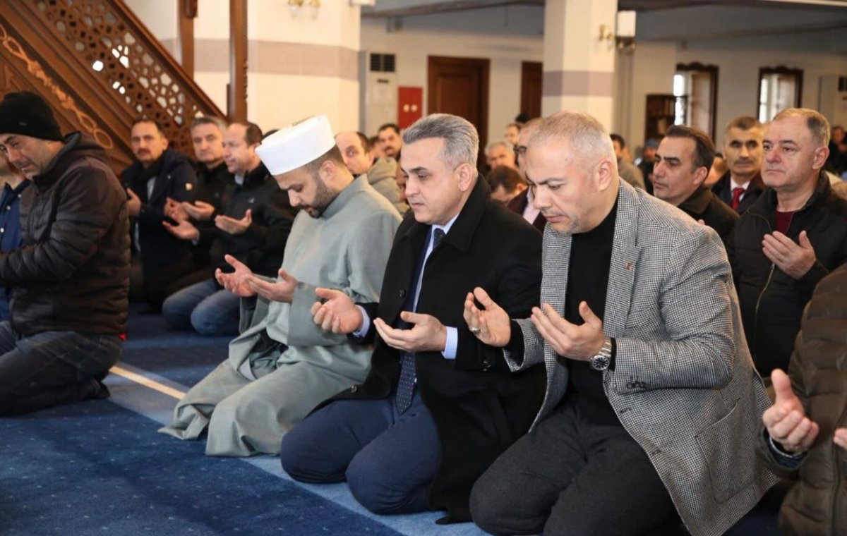  Küçükçekmece’de Çanakkale Şehitleri İçin Mevlid Programı Düzenlendi