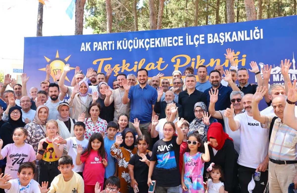 AK Parti Küçükçekmece Teşkilatı Piknikte Buluştu
