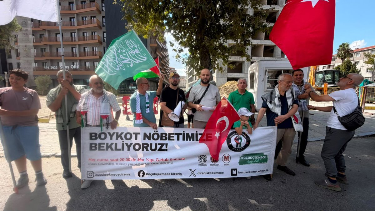 Küçükçekmece Filistin Direniş Grubu Temsilcisi Uğur Kur: “Uluslararası Filistin Kara Konvoyu’nun Önündeki Engeller Kaldırılsın”