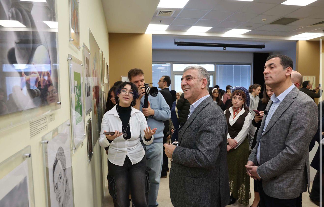 8 Güzel Sanatlar Akademisi Öğrencisinden “Kabuk” Sergisi