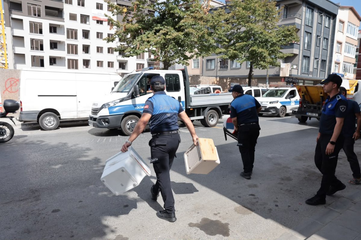 Küçükçekmece’de Yaya Hakkı İçin Sıkı Denetim: Kaldırım İşgallerine Geçit Yok